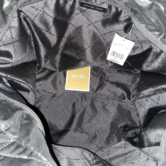 Michael Kors Winnie Quilted Nylon Black Large Tote 35TOUW4T3C - Picture 5 of 12